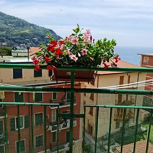 Ermes Apartment Levanto