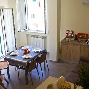 la-torre-apartments.hotelitalianriviera.com/